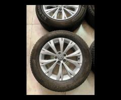 Cerchi e pneumatici M+S 17 Volkswagen Tiguan Q3