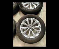 Cerchi e pneumatici M+S 17 Volkswagen Tiguan Q3