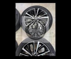Cerchi e pneumatici 19 originali nuova Toyota C-HR - 6