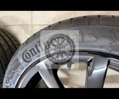 Cerchi neri e pneumatici 17 Volkswagen Golf - 7