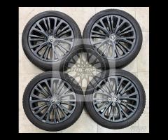 Cerchi 18 pneumatici 4 Stagioni Toyota Yaris Cross