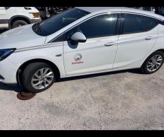 Opel Astra 1.5 CDTI 122 CV S&S 5 porte Business El - 6