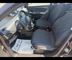 Lancia Ypsilon 1.0 FireFly 5 porte Hybrid Gold - 5