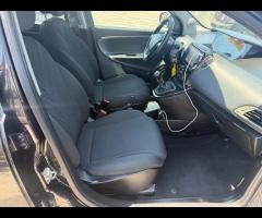 Lancia Ypsilon 1.0 FireFly 5 porte Hybrid Gold - 6