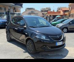 Lancia Ypsilon 1.0 FireFly 5 porte Hybrid Gold - 9