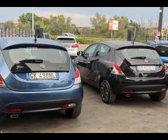 Lancia Ypsilon 1.0 FireFly 5 porte Hybrid Gold - 16