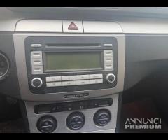 Volkswagen Passat 2.0 TDI DPF Var. High. BM Tech. - 11