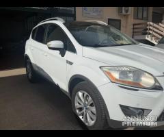 Ford Kuga 2.0 TDCi 136 CV 4WD Titanium