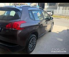 Peugeot 2008 1.6 e-HDi 115 CV Stop&Start Allure