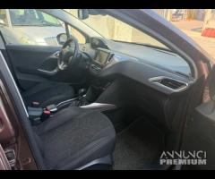 Peugeot 2008 1.6 e-HDi 115 CV Stop&Start Allure - 7