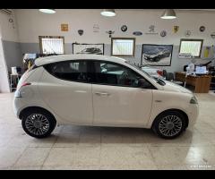LANCIA YPSILON 900 T.Air - 3