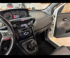 LANCIA YPSILON 900 T.Air - 15