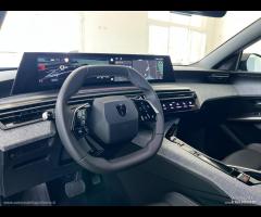 PEUGEOT 3008 HYBRID 145 CV e-DCS6 ALLURE - 2025 - 13