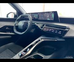 PEUGEOT 3008 HYBRID 145 CV e-DCS6 ALLURE - 2025 - 16