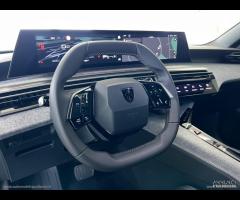 PEUGEOT 3008 HYBRID 145 CV e-DCS6 ALLURE - 2025 - 18
