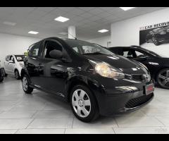 Toyota Aygo 1.0 12V VVT-i 5 porte - 1