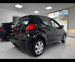 Toyota Aygo 1.0 12V VVT-i 5 porte - 3