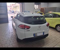 Renault Clio Sporter 1.5 dCi 8V 90CV unico prop 2015 - 8