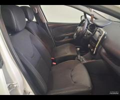 Renault Clio Sporter 1.5 dCi 8V 90CV unico prop 2015 - 13