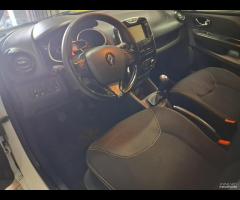 Renault Clio Sporter 1.5 dCi 8V 90CV unico prop 2015 - 17