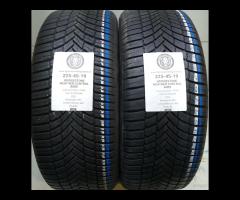 2 GOMME 225 45 19 BRIDGESTONE A74302