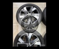 Cerchi 17 nuova Toyota Aygo X 5 fori e pneumatici
