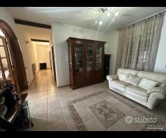 GROTTAGLIE - Villa indipendente con giardino