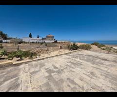 Triscina terreno 300 mq fronte mare