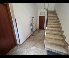 Castelvetrano, app. piano 1 di vani 4 con garage