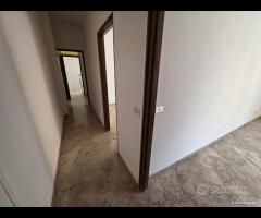 Castelvetrano, app. piano 1 di vani 4 con garage - 9