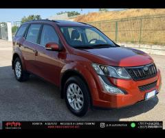 Mahindra XUV500 2.2 16V FWD W10
