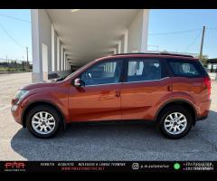 Mahindra XUV500 2.2 16V FWD W10