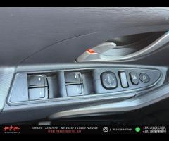 Mahindra XUV500 2.2 16V FWD W10 - 19