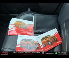 Mahindra XUV500 2.2 16V FWD W10 - 21
