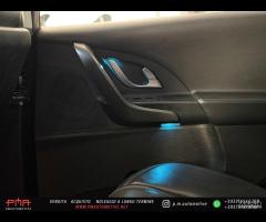 Mahindra XUV500 2.2 16V FWD W10 - 26