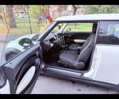 Mini Cooper D Clubman 1.6 DIESEL- 2010 - 10