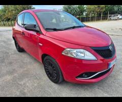 Lancia Ypsilon 1.2 69 CV 5 porte GPL Ecochic Gold