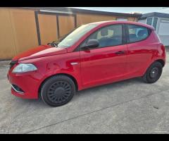 Lancia Ypsilon 1.2 69 CV 5 porte GPL Ecochic Gold