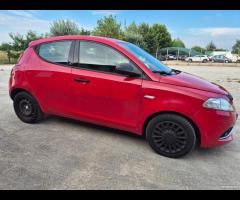 Lancia Ypsilon 1.2 69 CV 5 porte GPL Ecochic Gold