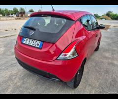 Lancia Ypsilon 1.2 69 CV 5 porte GPL Ecochic Gold - 7
