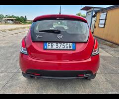 Lancia Ypsilon 1.2 69 CV 5 porte GPL Ecochic Gold - 8