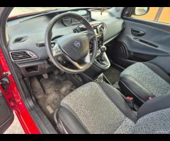 Lancia Ypsilon 1.2 69 CV 5 porte GPL Ecochic Gold - 12