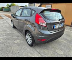 Ford Fiesta 1.5 TDCi 75CV 5 porte ST-Line - 10
