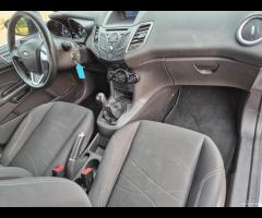 Ford Fiesta 1.5 TDCi 75CV 5 porte ST-Line - 21