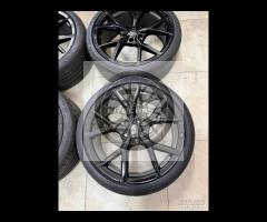 Cerchi 19 neri Golf R Line e pneumatici