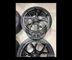 Cerchi 19 neri Golf R Line e pneumatici - 6