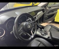 Alfa Romeo Stelvio 2.2 Turbodiesel 210 CV Q4 Executive - 16