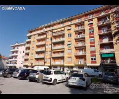 Panoramico Quadrilocale con Doppi Servizi e Balcon