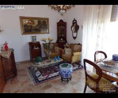 Panoramico Quadrilocale con Doppi Servizi e Balcon