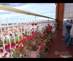 Panoramico Quadrilocale con Doppi Servizi e Balcon